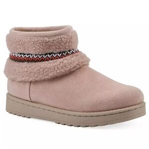 Women's Cozy Pink Ankle Boots